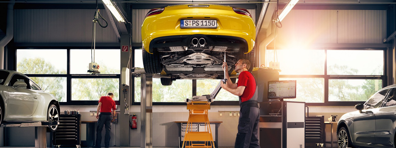 Mechanik pro vozy Porsche
